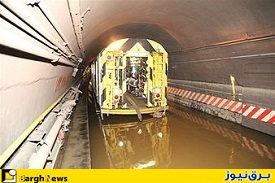 اتصالی برق 1200 مسافر مترو را 3 ساعت زیر آب حبس کرد
